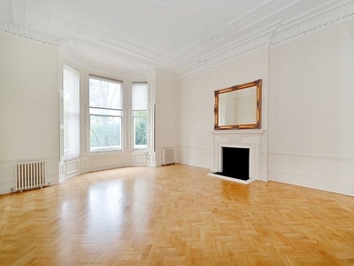 Flat to rent in Queens Gate Gardens, South Kensington SW7