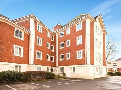 Flat to rent in Shelley Court, 46 London Road, Reading, Berkshire RG1