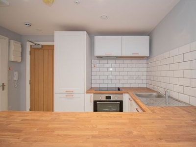 Flat to rent in The Lanes Apartments, Carts Lane, Leicester LE1
