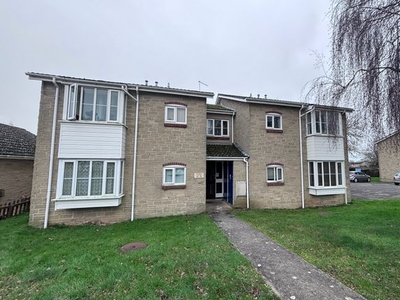 Flat to rent in White Mead, Yeovil BA21