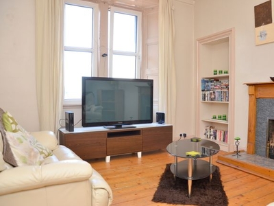 Flat to rent in Wolseley Place, Edinburgh EH8
