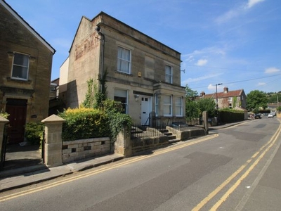 Link-detached house to rent in Trafalgar Road, Weston, Bath BA1