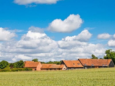Property to rent in 4 Church Farm Barns, Compton RG20