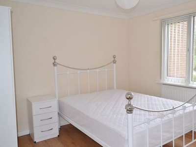 Room to rent in Deercote, Hollinswood, Telford TF3
