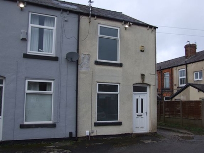 Semi-detached house to rent in Clegg Street, Bredbury SK6