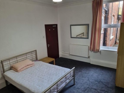 Shared accommodation to rent in Park Road East, Wolverhampton WV1