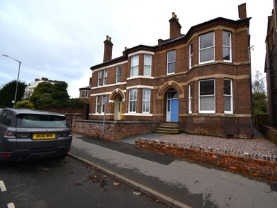 Terraced house to rent in 12 Warwick Place, Leamington Spa, Warwickshire CV32
