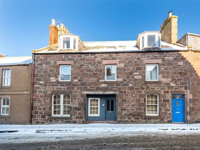 Terraced house to rent in 68 High Street, Stonehaven AB39