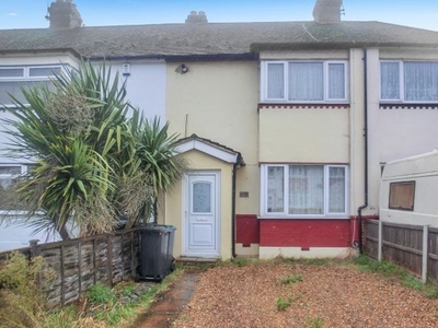Terraced house to rent in Abbey Road, Gravesend, Kent DA12