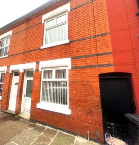 Terraced house to rent in Devana Road, Leicester LE2