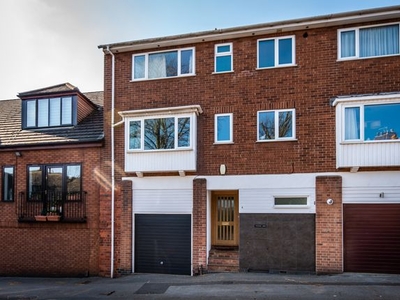 Town house for sale in Potomac Mews, The Park, Nottingham NG7