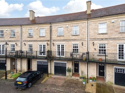 Town house for sale in Scalebor Square, Burley In Wharfedale, Ilkley, West Yorkshire LS29