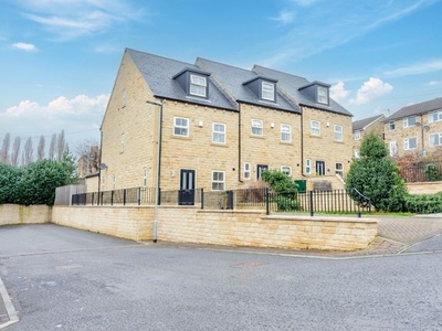 Town house for sale in Willow Road, Soothill, Batley WF17