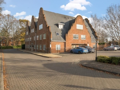 1 Bed Flat/Apartment For Sale in Ascot, Berkshire, SL5 - 5261333