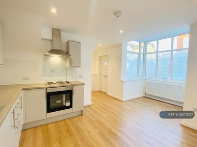 1 bedroom flat for rent in Ferndale Road, Waterloo, Liverpool, L22