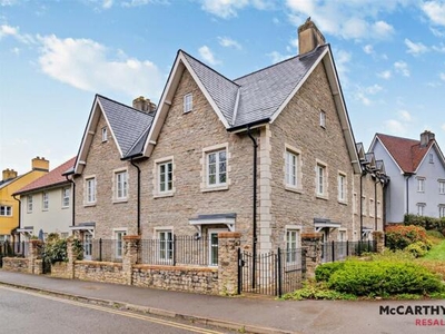 2 Bedroom Apartment For Sale In Barnhill Road, Chipping Sodbury