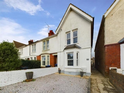 2 Bedroom End Of Terrace House For Sale In Worthing