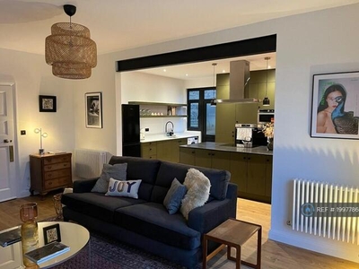 2 Bedroom Flat For Rent In Barnet - London