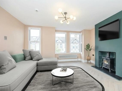 2 Bedroom Flat For Sale In Walthamstow
