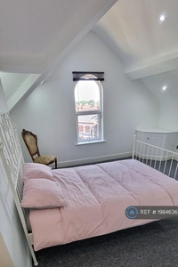 3 bedroom flat for rent in Walton Park, Liverpool, L9
