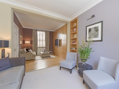 3 bedroom property to let in Margaretta Terrace London SW3