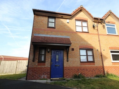 3 bedroom semi-detached house for rent in Cherry Gardens, Kirkby, Liverpool, L32