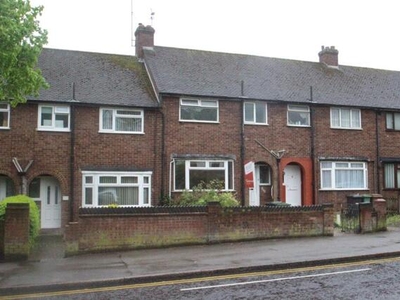 3 Bedroom Terraced House For Rent In Crawley Green, Luton