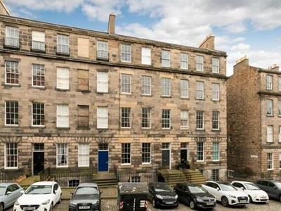 4 Bedroom Apartment For Sale In New Town, Edinburgh