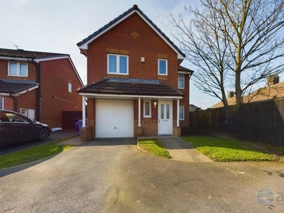 4 bedroom detached house for rent in Torpoint Close, West Derby, L14