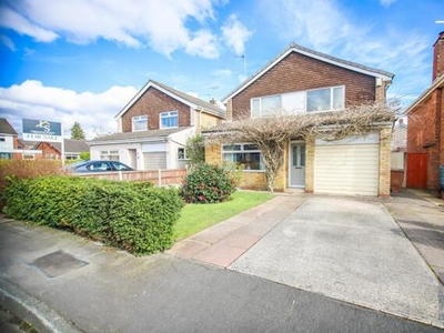 4 Bedroom Detached House For Sale In Cheadle Hulme