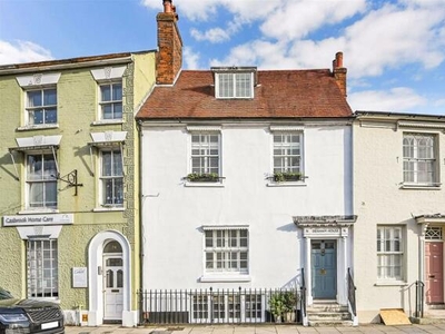 5 Bedroom Town House For Sale In Romsey Town Centre
