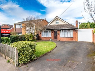 Bungalow for sale in Gibb Lane, Catshill, Bromsgrove, Worcestershire B61