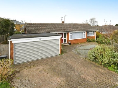 Bungalow for sale in Grey Ladys, Chelmsford, Essex CM2