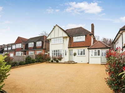Detached house for sale in Buckles Way, Banstead SM7