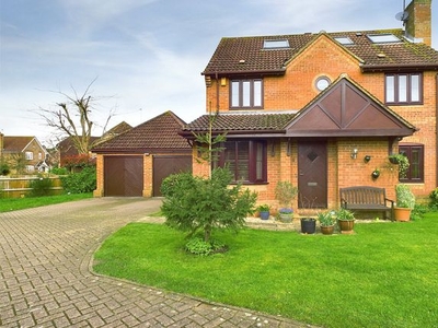 Detached house for sale in Dianthus Place, Winkfield Row, Bracknell, Berkshire RG42