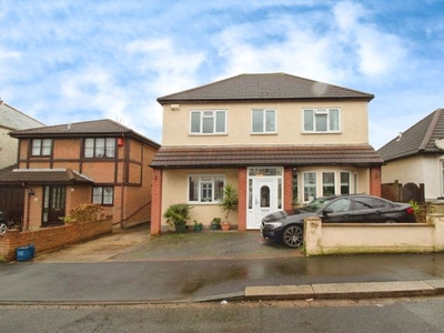 Detached house for sale in Fleetwood Avenue, Westcliff-On-Sea SS0