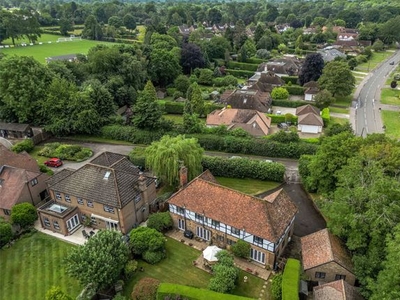 Detached house for sale in Green Lane, Bovingdon, Hertfordshire HP3