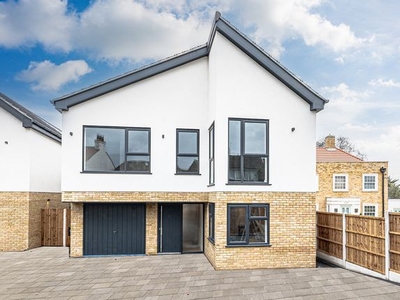 Detached house for sale in Ness Road, Southend-On-Sea SS3