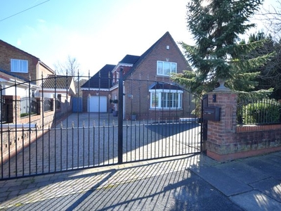 Detached house for sale in Plumpton Park Road, Bessacarr, Doncaster DN4