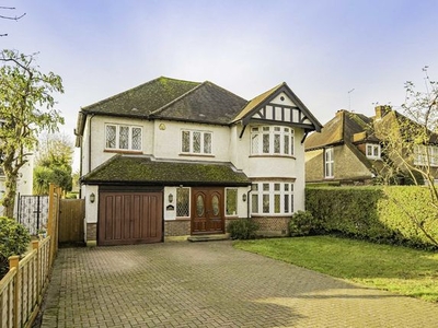 Detached house for sale in The Avenue, Sunbury-On-Thames TW16