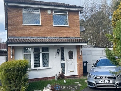 Detached house to rent in Hawkes Close, Birmingham B30