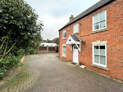 Detached house to rent in Sutton Park Gardens, Kidderminster DY11