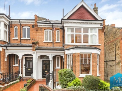 End terrace house for sale in Woodland Rise, London N10