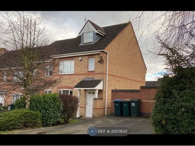 End terrace house to rent in Rodyard Way, Coventry CV1