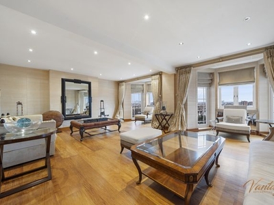 Flat for sale in 250 Finchley Road, Hampstead NW3