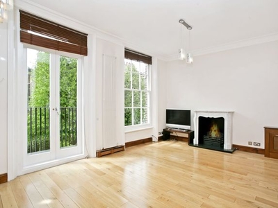Flat for sale in The Little Boltons, London SW10