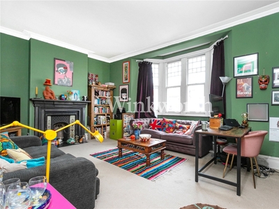 Grand Parade, Green Lanes, London, N4 2 bedroom flat/apartment in Green Lanes