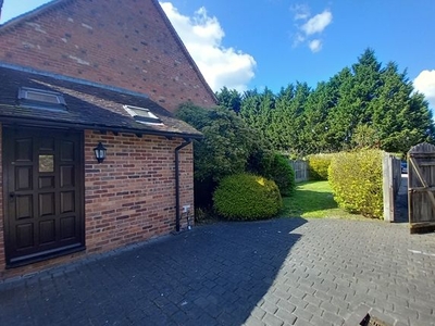 Mews house to rent in The Mews, Barons Court, New House Lane, Upton Warren B61