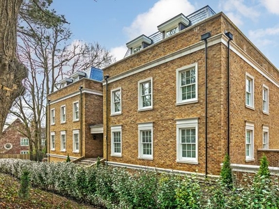 Penthouse for sale in Woodpeckers Drive, Winchester SO22