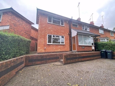 Property to rent in Poole Crescent, Harborne, Birmingham B17